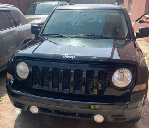 Передний бампер Jeep Patriot 2011-17 USA