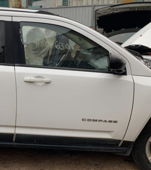 Дверь Jeep Compass 2011-2016 передняя правая белая USA (Америка)