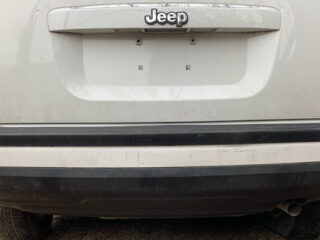 Бампер задний Jeep Compass 2011-16 белый