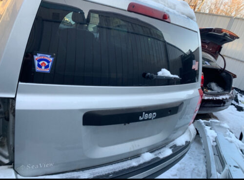 Крышка багажника Jeep Patriot 2007-2017 серебристая — изображение 2