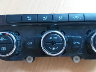 Блок управления климатом Пассат B7 USA 561907044G