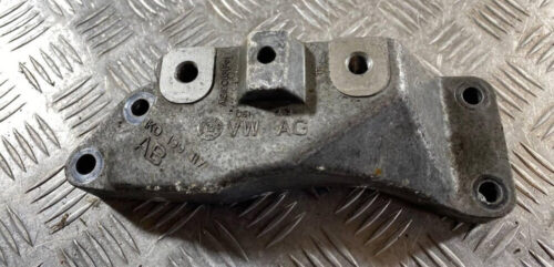 Кронштейн коробки передач VW Passat B7 USA 10-14 1K0199117AB