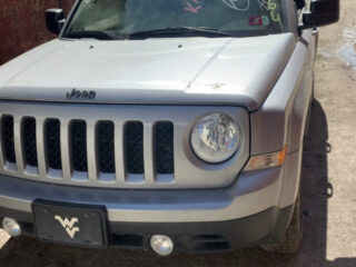 Крыло переднее левое JEEP Patriot MK74 06-16 68079671AB