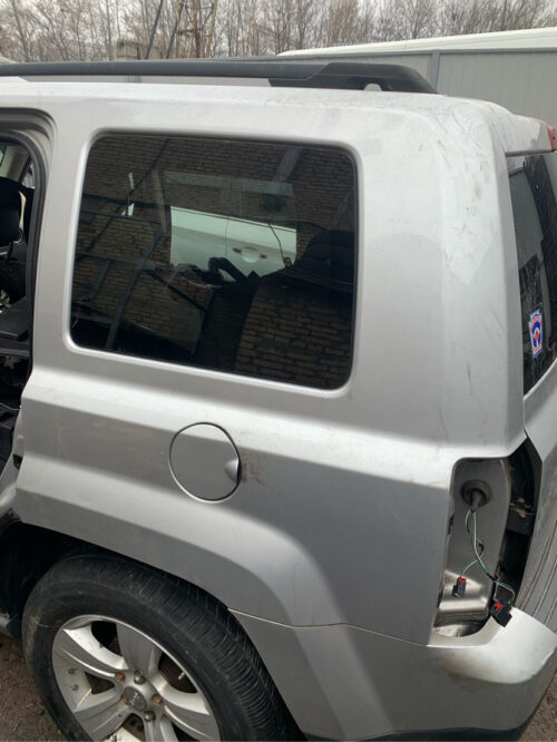 Четверть Jeep Patriot 2007-2016 — изображение 2