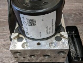 Блок ABS JEEP Patriot MK74 06-16 68067060AA