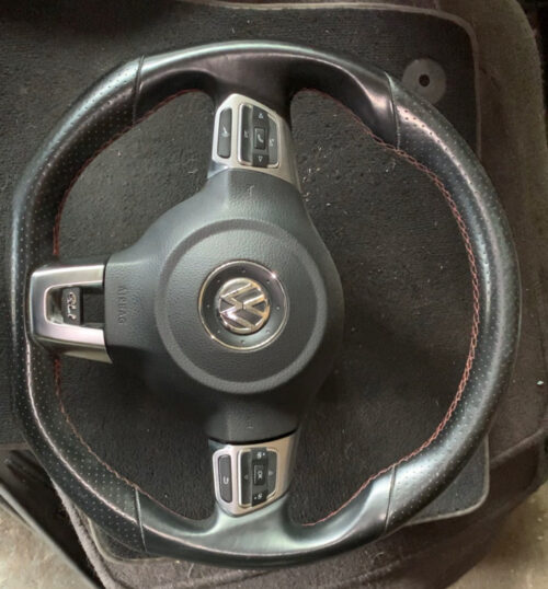 Руль Volkswagen Jetta 6 GLI 2010-15