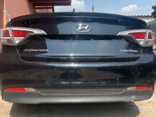 Задний бампер Hyundai Sonata LF Hybrid 2015-17 чёрный