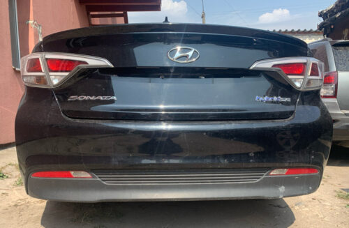 Задний бампер Hyundai Sonata LF Hybrid 2015-17 чёрный