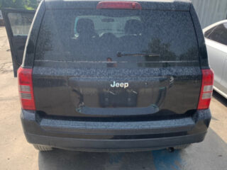 Задний бампер Jeep Patriot 2010-16 USA чёрный