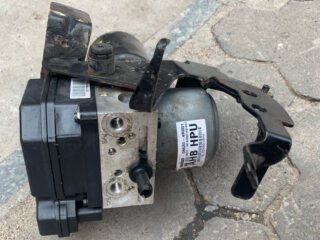 ABS Hyundai Sonata YF 2010-15 hybrid 58620-4R001