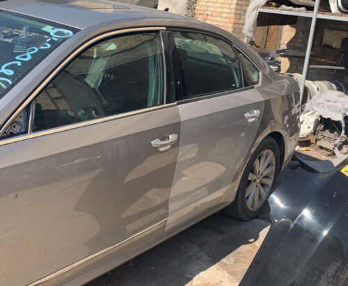 Двери задняя левая водительская Volkswagen Passat B7 серебро — изображение 2