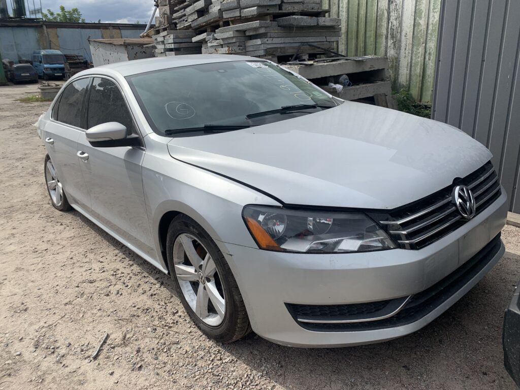 Разборка Volkswagen Passat B7 2014 1.8 серебристый