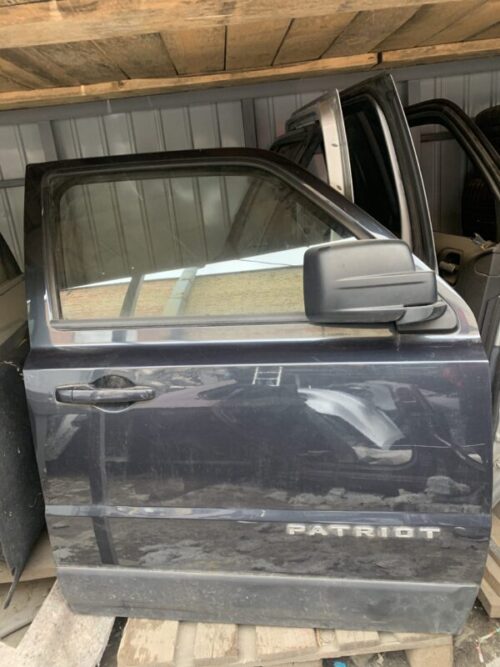 Дверь передняя правая Jeep Patriot 2010-17 USA серо-синяя