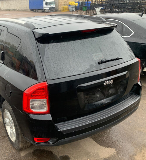 Спойлер крышки багажника Jeep Compass чёрный — изображение 3