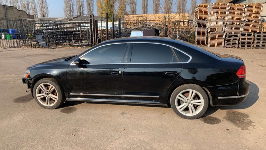 Passat B7 2.0 TDI SEL чёрный 2013 на разборку в Киеве