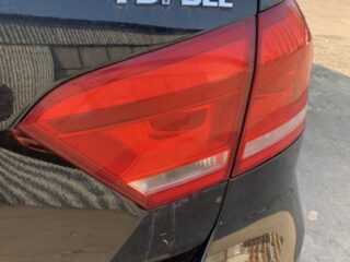 Фонарь внутренний в крышку правый VW Passat b7 USA 561-945-094-C
