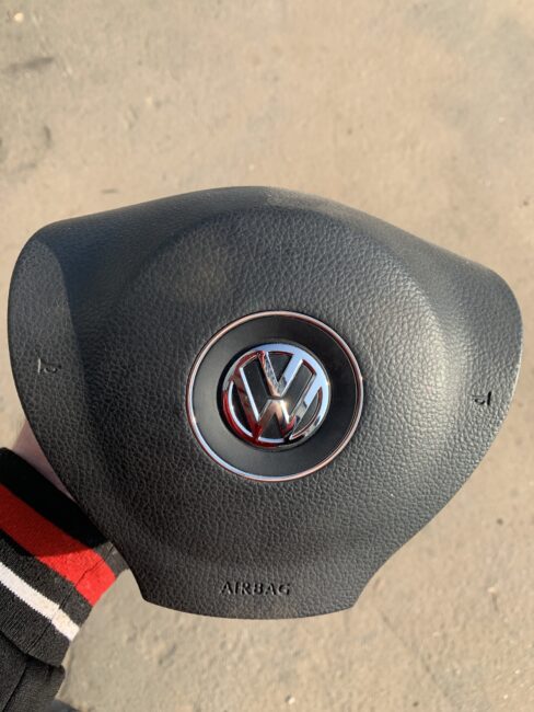 На отправку airbag подушка в руль Passat B7 2013 в Харьков 2 На отправку airbag подушка в руль Passat B7 2013 в Харьков