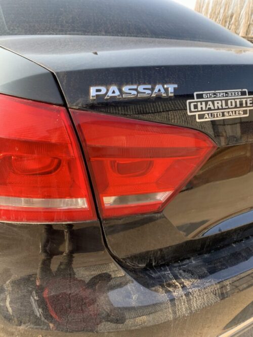 Фонарь внутренний в крышку левый VW Passat b7 USA 561-945-093-C