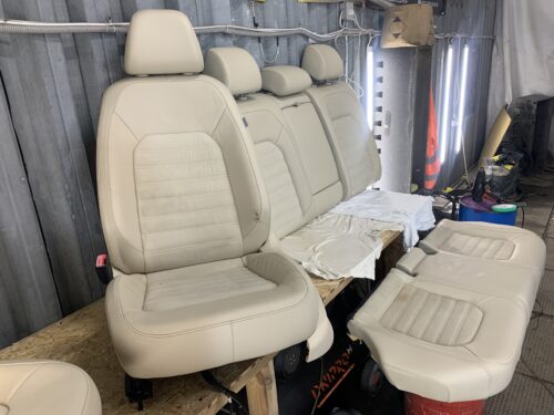 Салон кожа-алькантара бежевый VW Passat B7 63000 m комплект — изображение 15