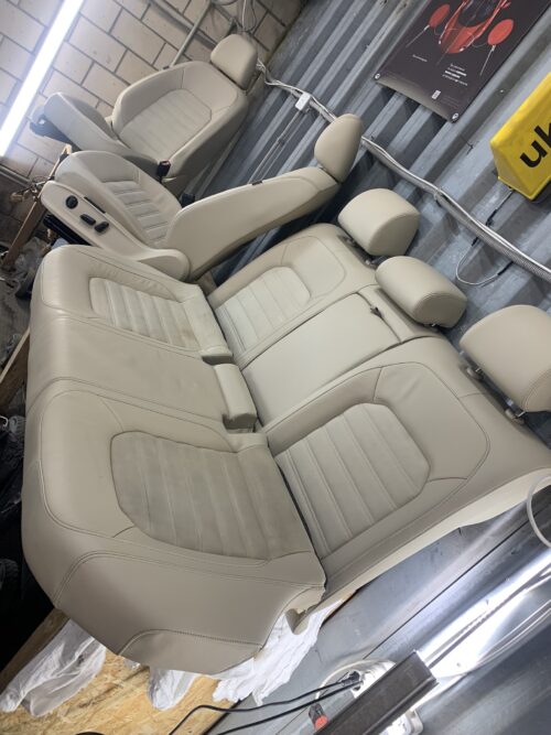 Салон кожа-алькантара бежевый VW Passat B7 63000 m комплект — изображение 11