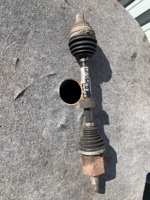 Полуось левая Volkswagen Passat B7 2010-16 2.5 561 407 271 AE 71K