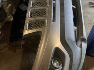 Бампер передний Jeep Compass 2011-17 в сборе