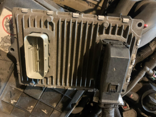 Блок EBU компьютер двигателя Jeep Patriot 2011-17 05150762AB 64K — изображение 2