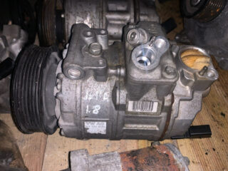 Компрессор кондиционера VW Jetta 6 2011-17 USA 1.8 1K0-820-859-S