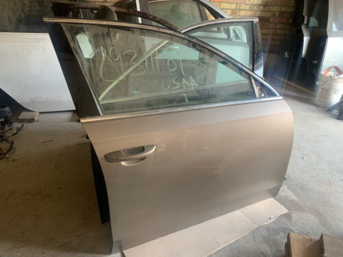 Дверь перед правая VW Passat B7 2011-17 USA золотистая 79K — изображение 2