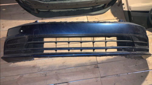 Передний бампер в сборе Volkswagen Jetta 6 2015-17 синий