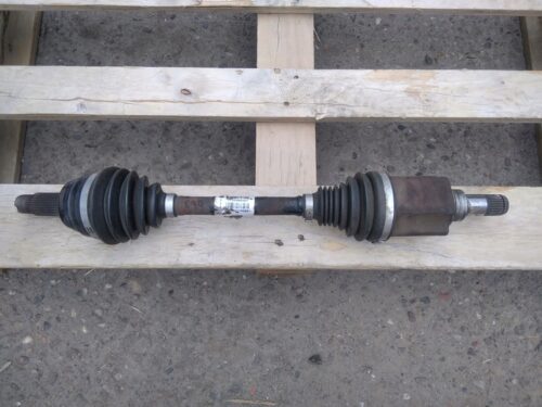 Полуось передняя левая BMW X5 E70 2007-13 7553945