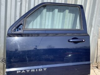 Дверь передняя левая водительская Jeep Patriot 11-16 USA синяя PBU 62K