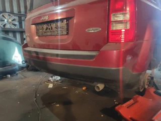 Задній бампер у комплекті Jeep Patriot 2010-2016