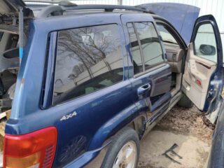 Дверь передняя правая Jeep Grand Cherokee 1998-2004, 55135920AC