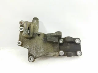 Крепёжный кронштейн генератора Jeep Patriot 2011-2016, 04891592AA