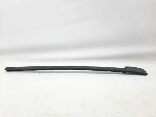 Молдинг лобового стекла левый Jeep Compass 2011-2016, 5182561AE