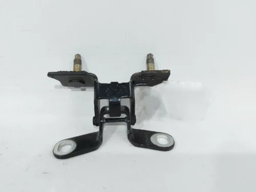Петля крышки багажника правая Jeep Compass 2008-2016, 4589530AA