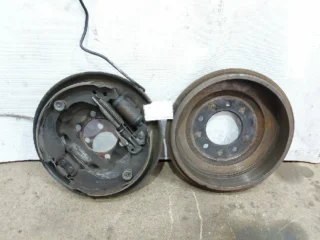 Тормозной барабан задний Jeep Patriot 2012, 5105617AC